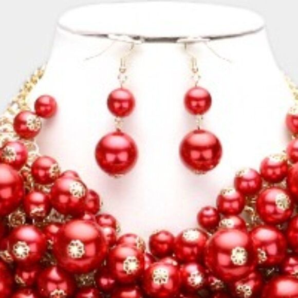 Pearl Strand Red Fringe Bib Necklace & Earrings - Picture 5 of 9